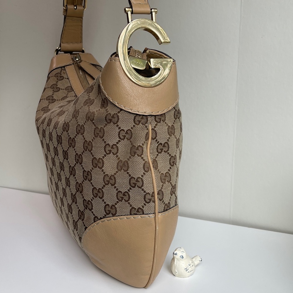 Gucci Charlotte Shoulder Bag - Picture 6 of 16